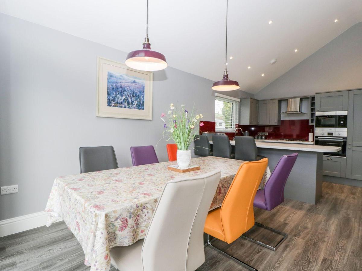 2 Oak Park Villa Tiverton  Kültér fotó